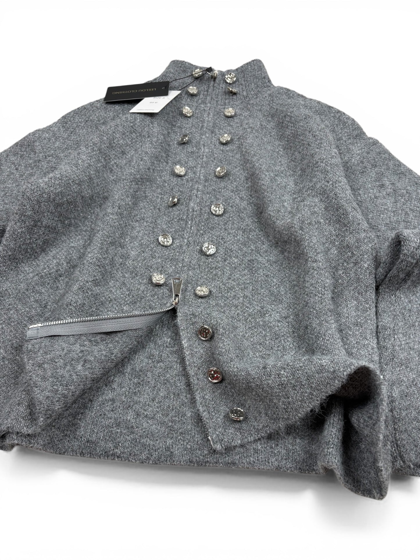 THE Leelou Button Cardigan