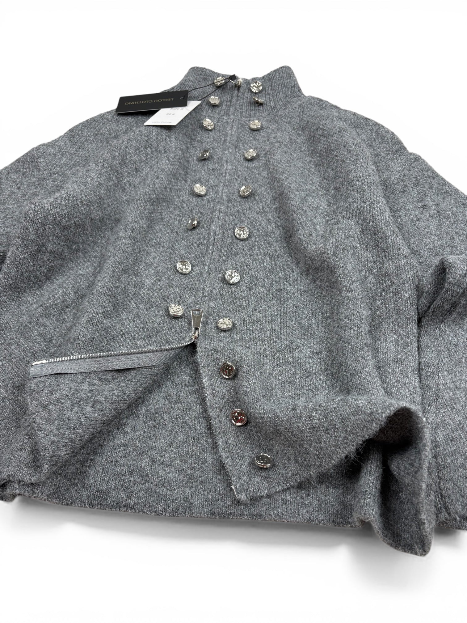 THE Leelou Button Cardigan