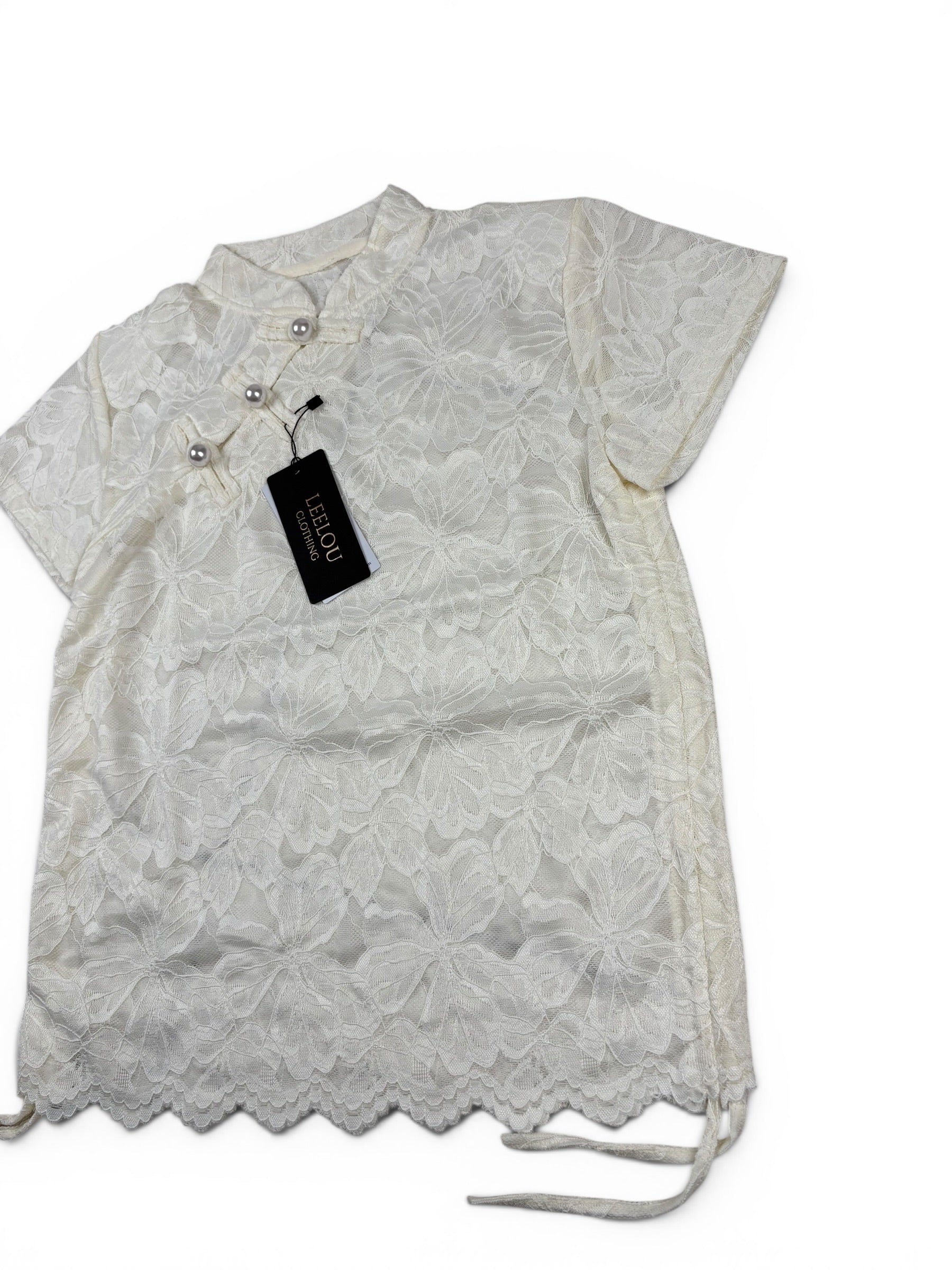 Lace Floral Pearl Button Top