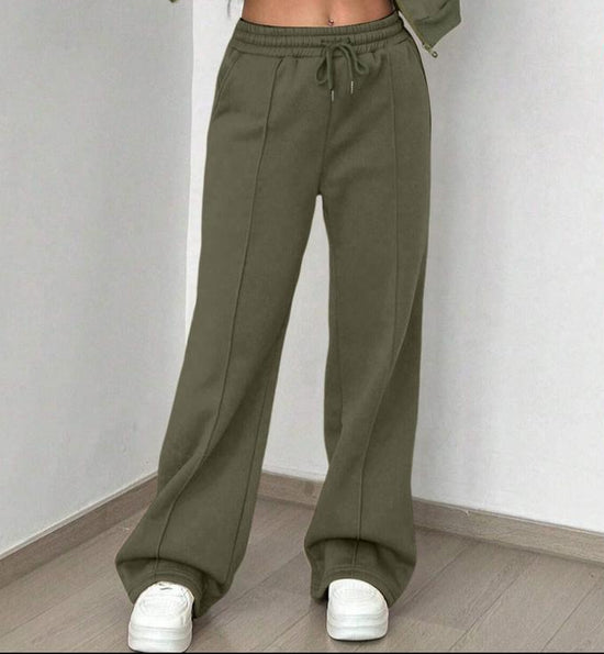 Profitez aujourd'hui seulement de 60 % de réduction sur les pantalons essentiels 🤍