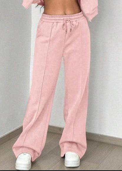 Profitez aujourd'hui seulement de 60 % de réduction sur les pantalons essentiels 🤍