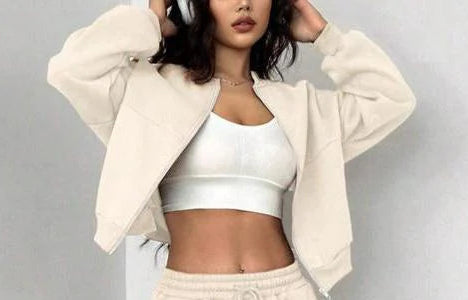 Get 70% off Essential Zipper today only 🤍